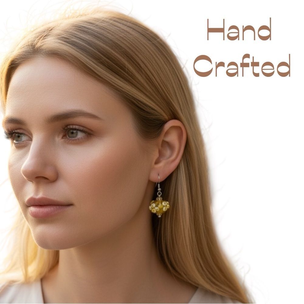 Hand Crafted Yellow White Floral LampWork Glass Beaded Earrings NWT